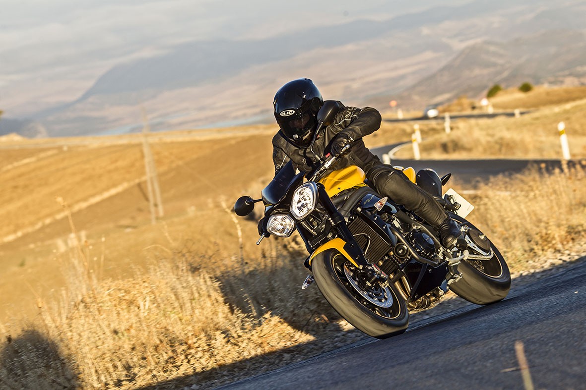 Triumph Speed 94 R 