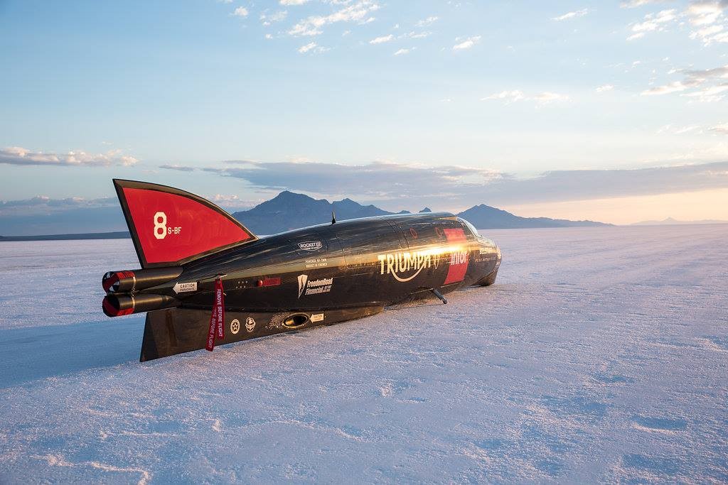 Triumph junto a Guy Martin logran record de velocidad
